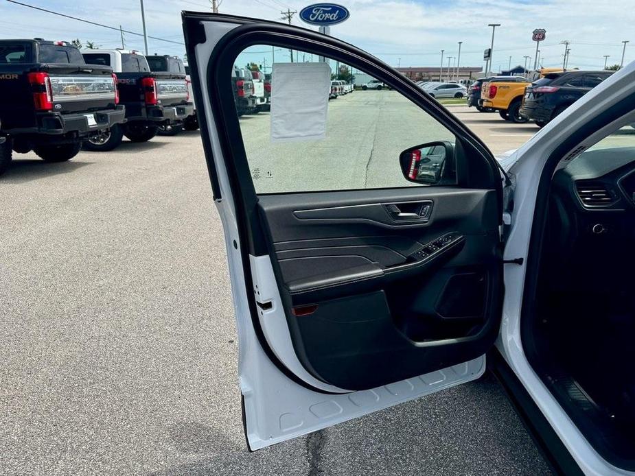 new 2024 Ford Escape car, priced at $28,646