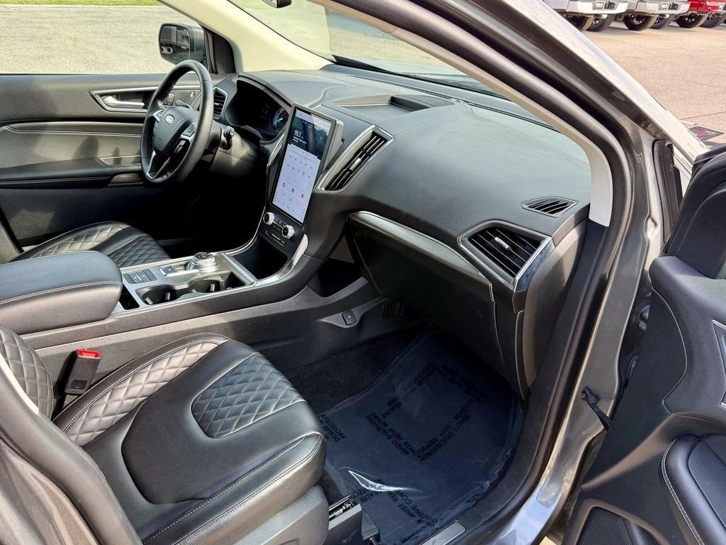 used 2024 Ford Edge car, priced at $26,922