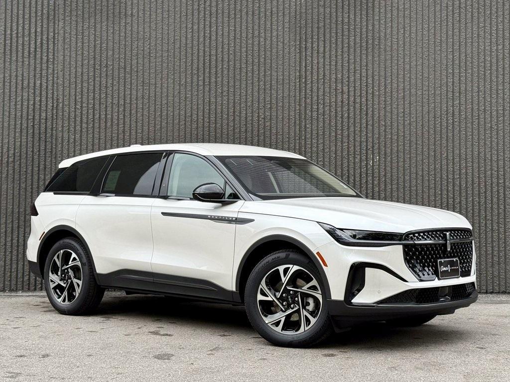 new 2025 Lincoln Nautilus car, priced at $60,318