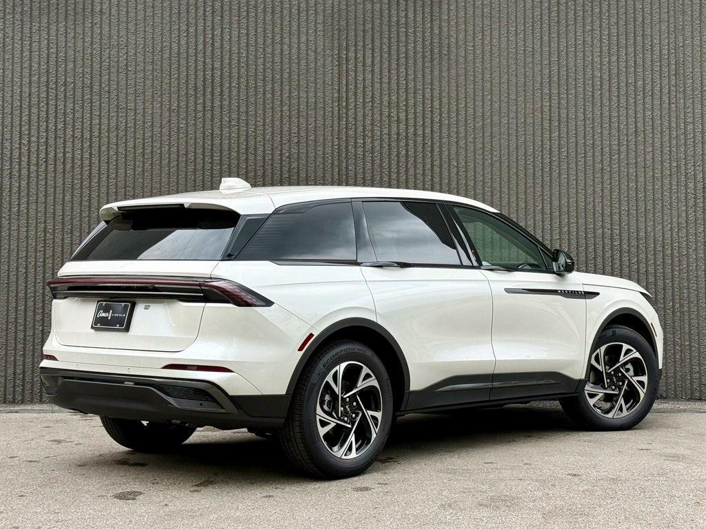new 2025 Lincoln Nautilus car, priced at $60,318