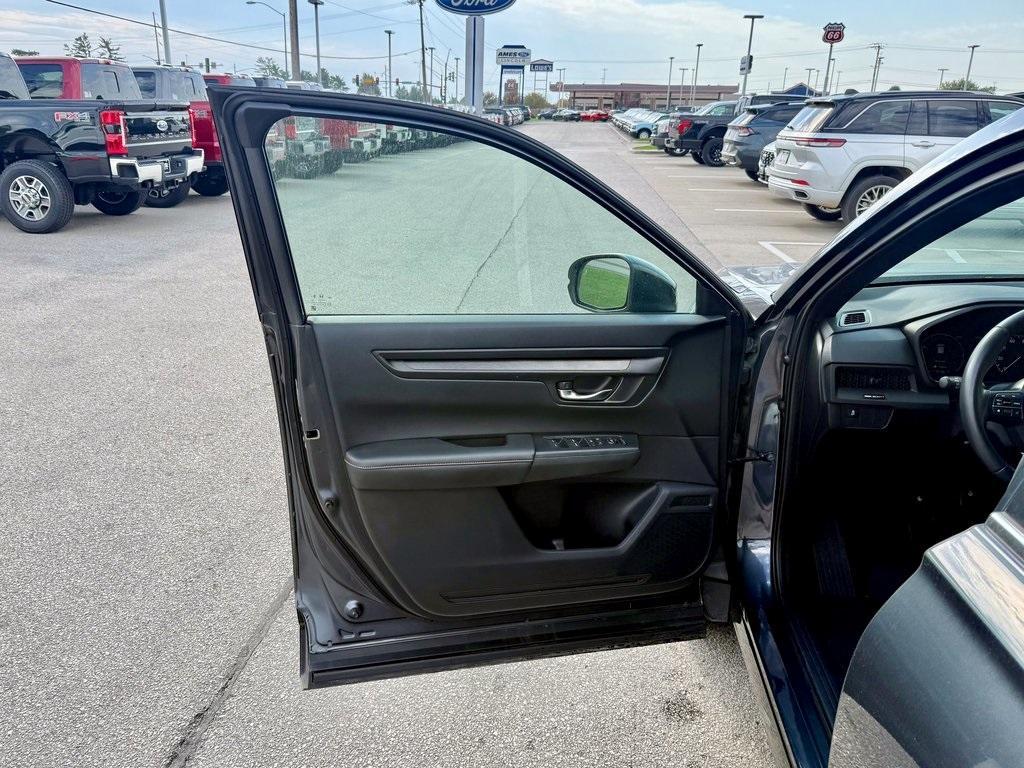 used 2024 Honda CR-V Hybrid car, priced at $33,958