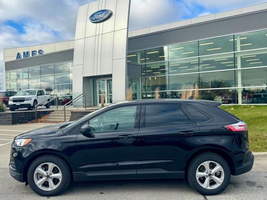 new 2024 Ford Edge car, priced at $33,196