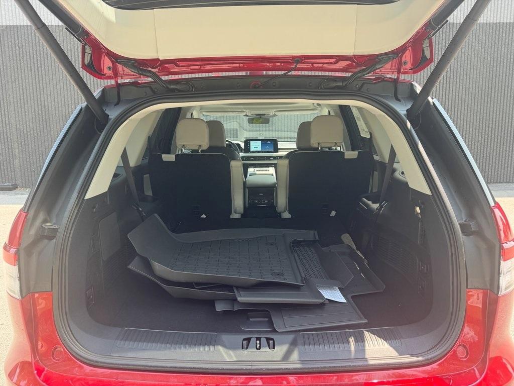 new 2025 Lincoln Aviator car, priced at $65,501