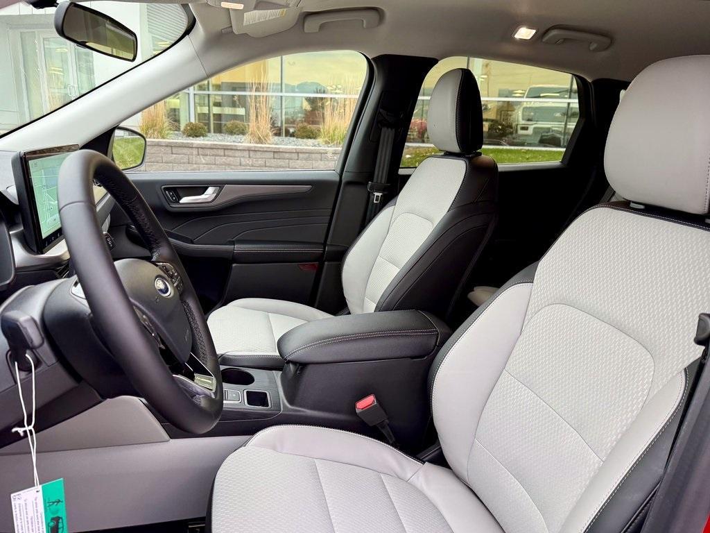 new 2026 Ford Escape car, priced at $31,989