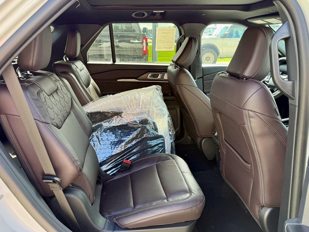 new 2025 Ford Explorer car, priced at $56,998