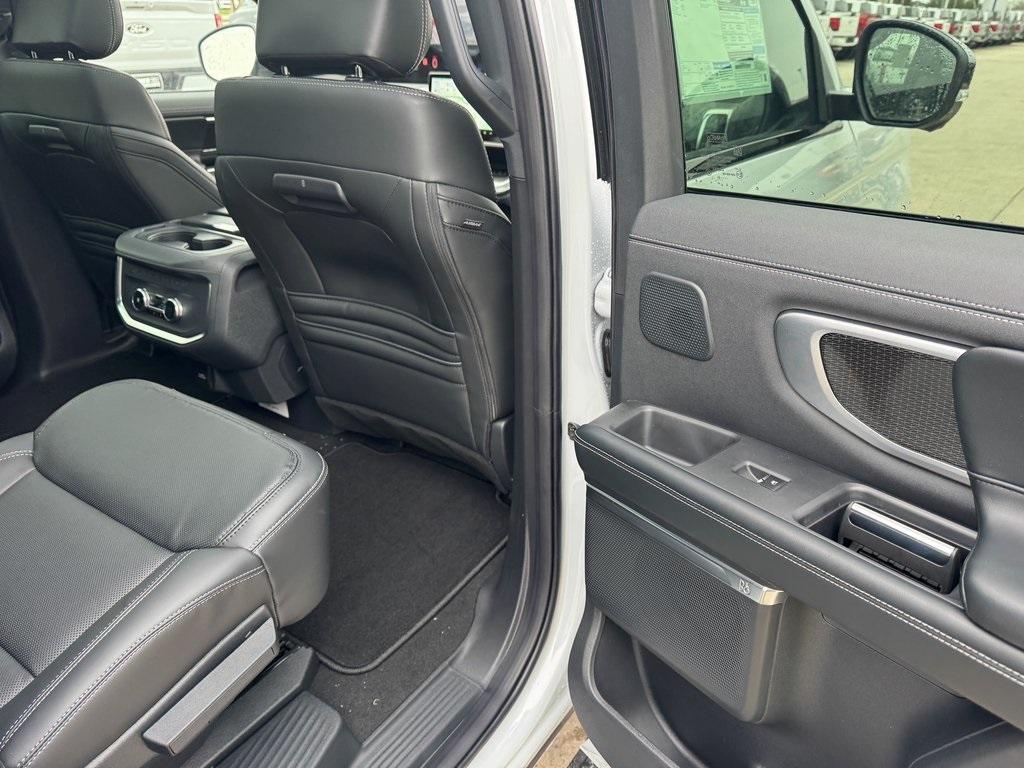 new 2025 Ford Expedition car, priced at $84,465