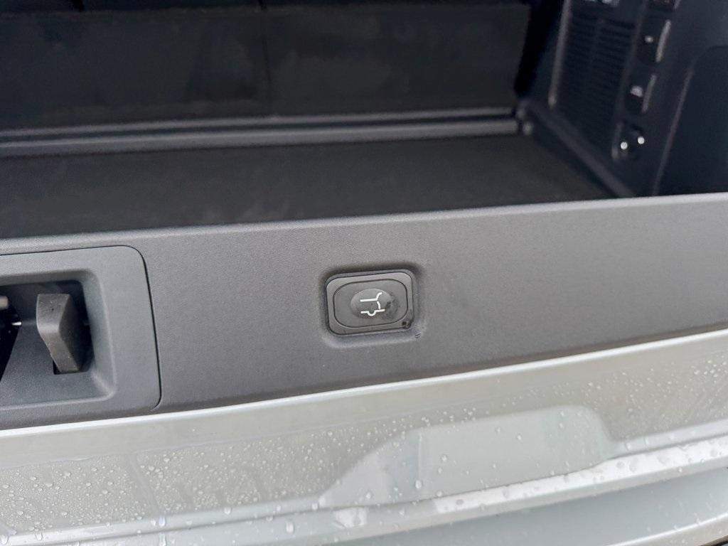 new 2025 Ford Expedition car, priced at $84,465