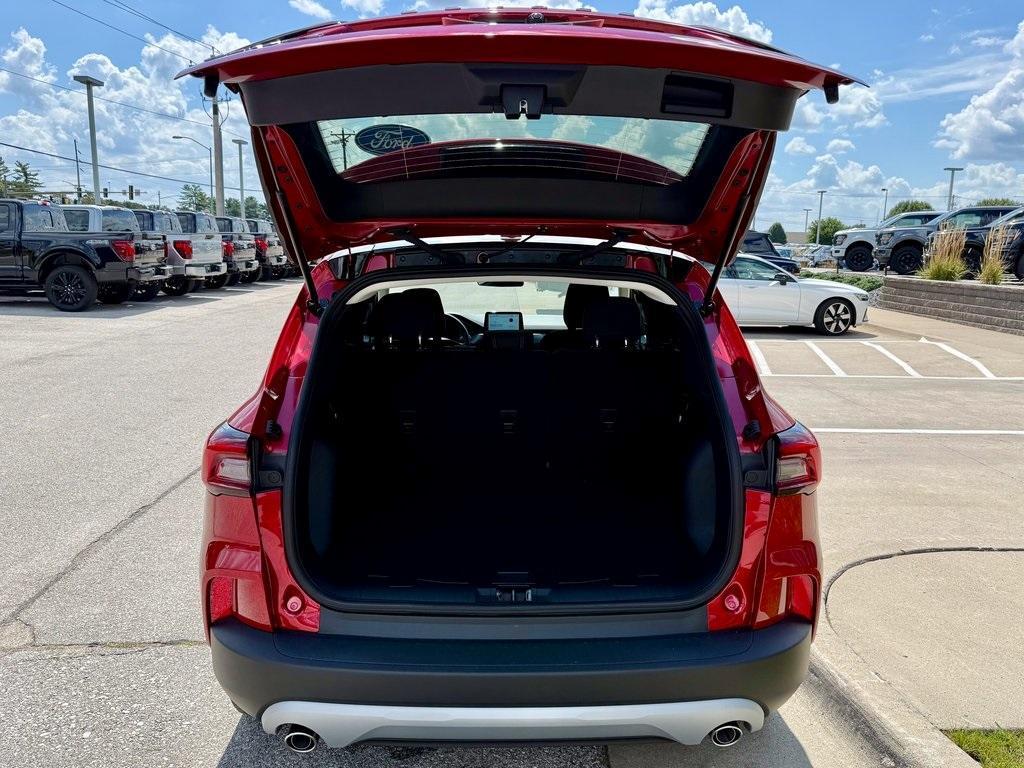 new 2025 Ford Escape car, priced at $27,726