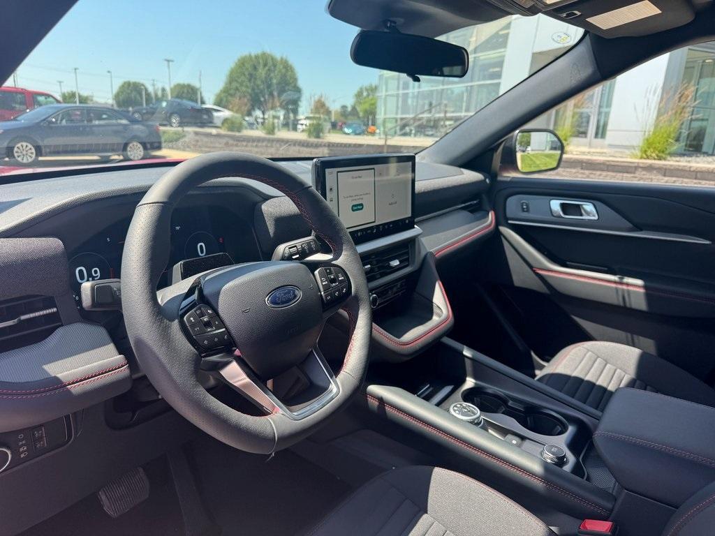 new 2025 Ford Explorer car, priced at $49,313
