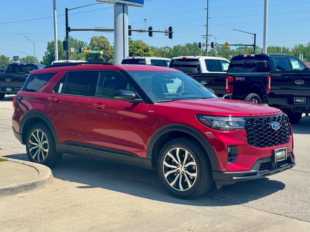 new 2025 Ford Explorer car, priced at $49,313