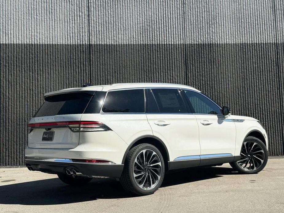 new 2025 Lincoln Aviator car, priced at $76,639