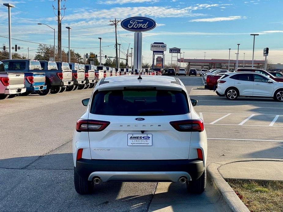 new 2024 Ford Escape car, priced at $30,667