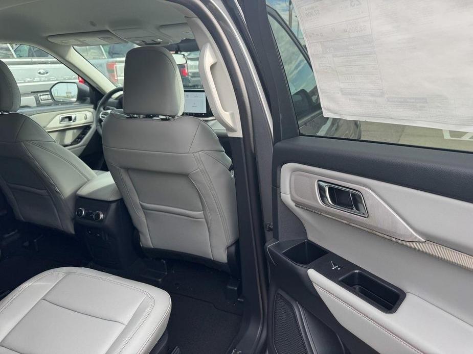 new 2025 Ford Explorer car, priced at $46,598