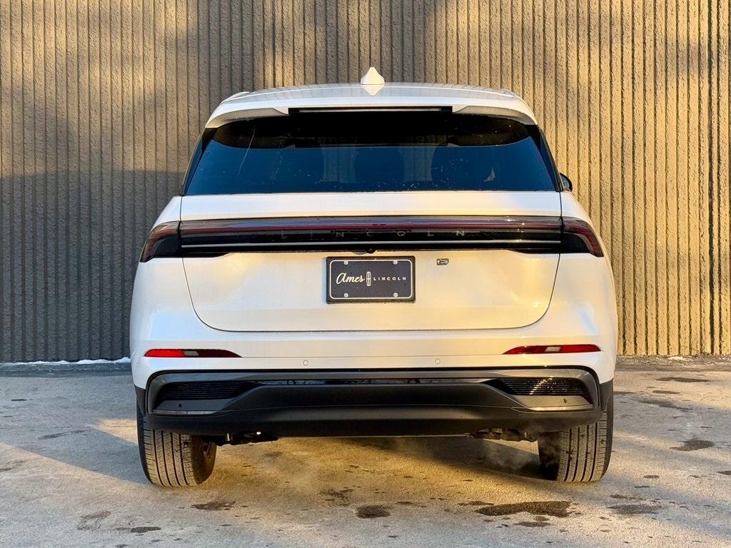 new 2025 Lincoln Nautilus car, priced at $61,488