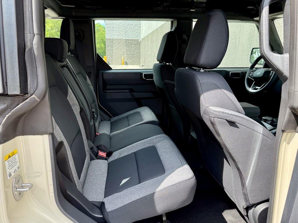 new 2025 Ford Bronco car, priced at $47,354