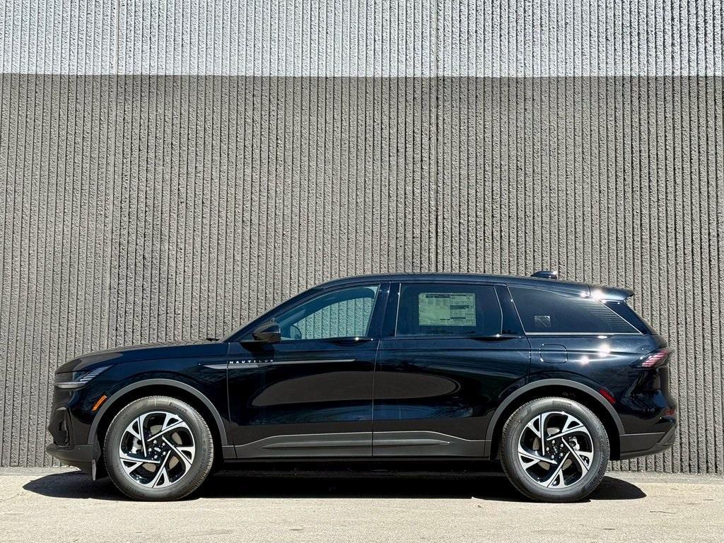 new 2025 Lincoln Nautilus car, priced at $57,633