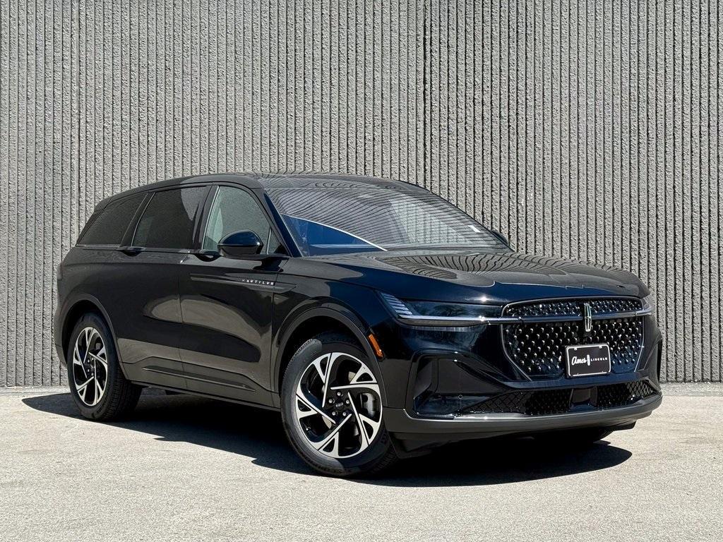 new 2025 Lincoln Nautilus car, priced at $57,633