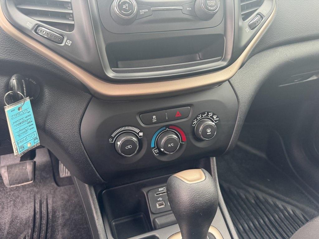 used 2018 Jeep Cherokee car, priced at $11,324