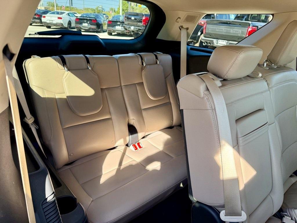 used 2024 Ford Explorer car, priced at $35,546