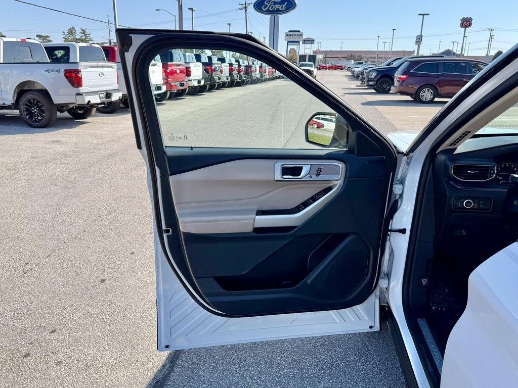 used 2024 Ford Explorer car, priced at $35,546