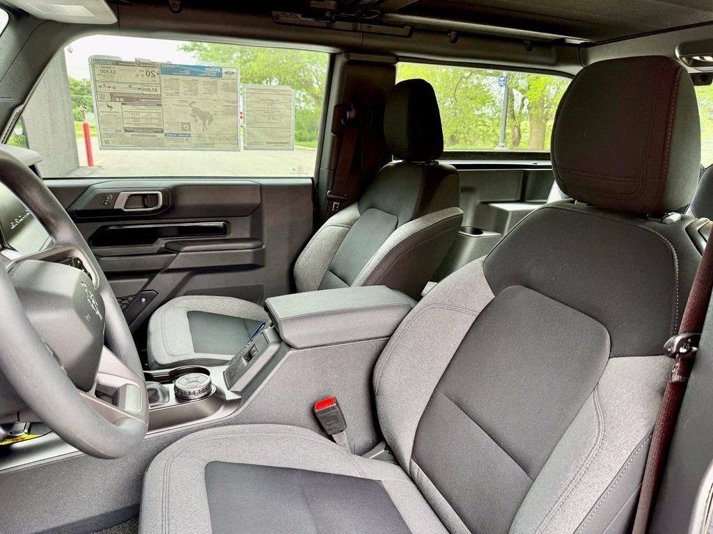 new 2025 Ford Bronco car, priced at $47,892