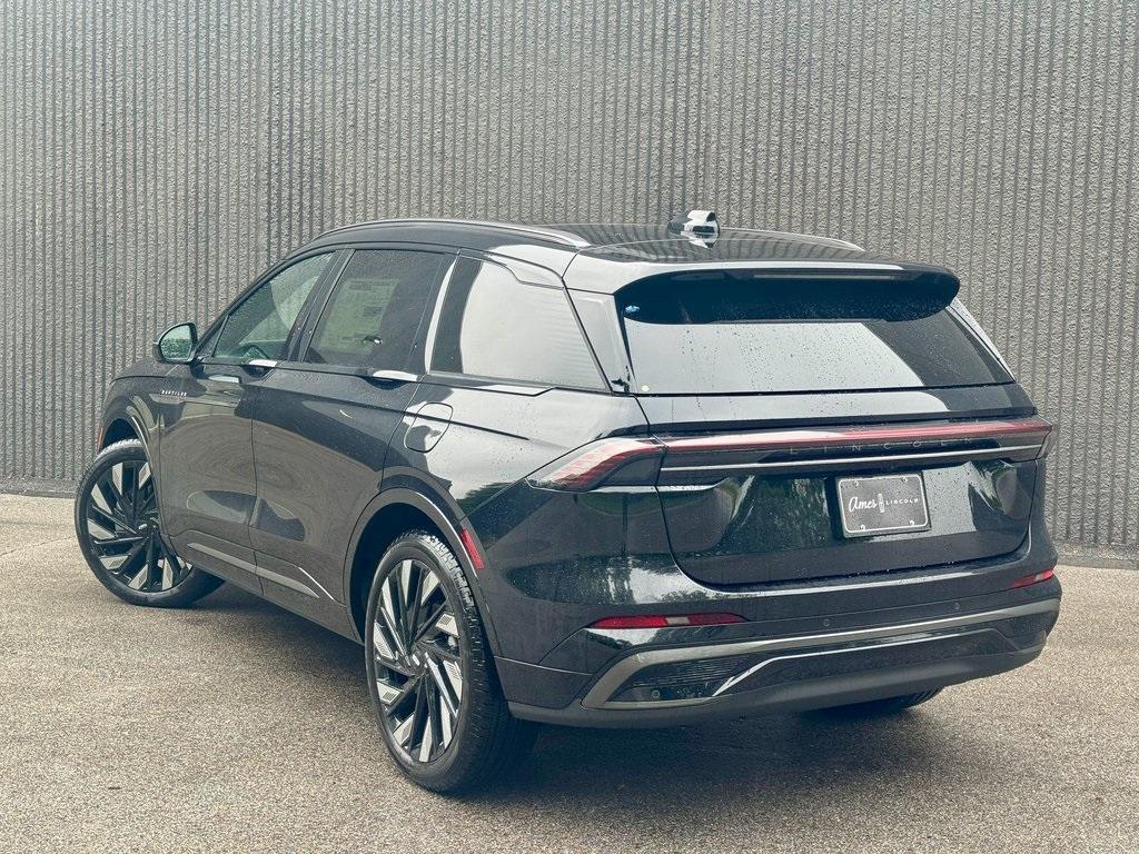 new 2025 Lincoln Nautilus car, priced at $68,851