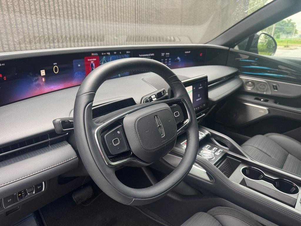 new 2025 Lincoln Nautilus car, priced at $68,851