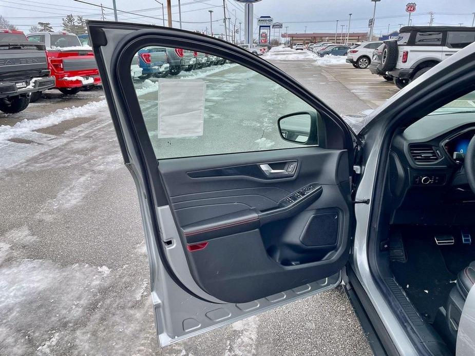 new 2024 Ford Escape car, priced at $33,143