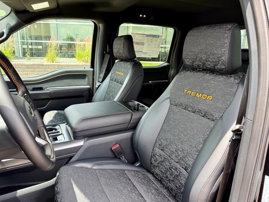 new 2025 Ford F-150 car, priced at $66,295