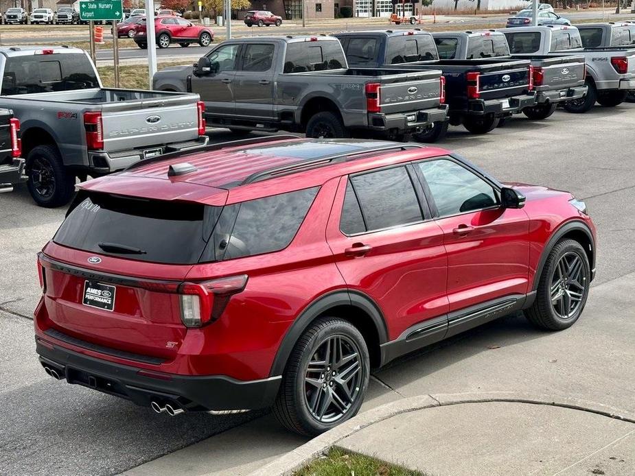 new 2025 Ford Explorer car, priced at $58,998