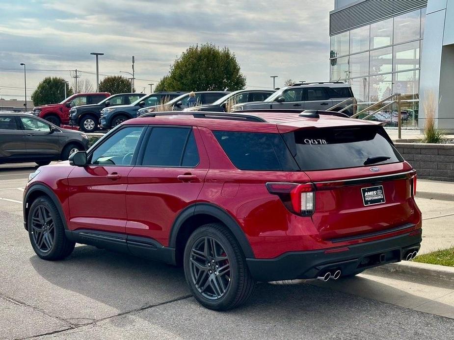 new 2025 Ford Explorer car, priced at $58,998