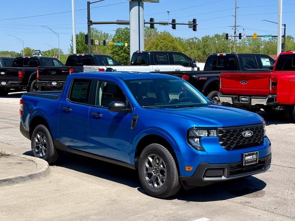new 2025 Ford Maverick car, priced at $31,559
