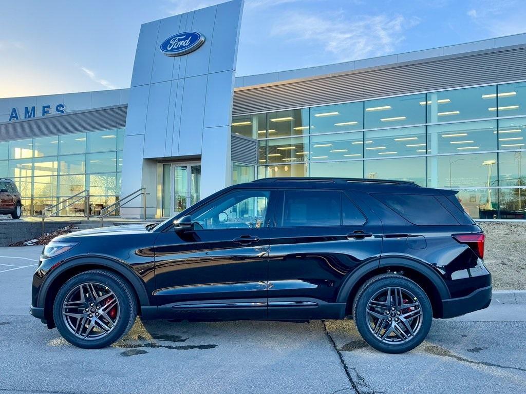 new 2025 Ford Explorer car, priced at $54,998