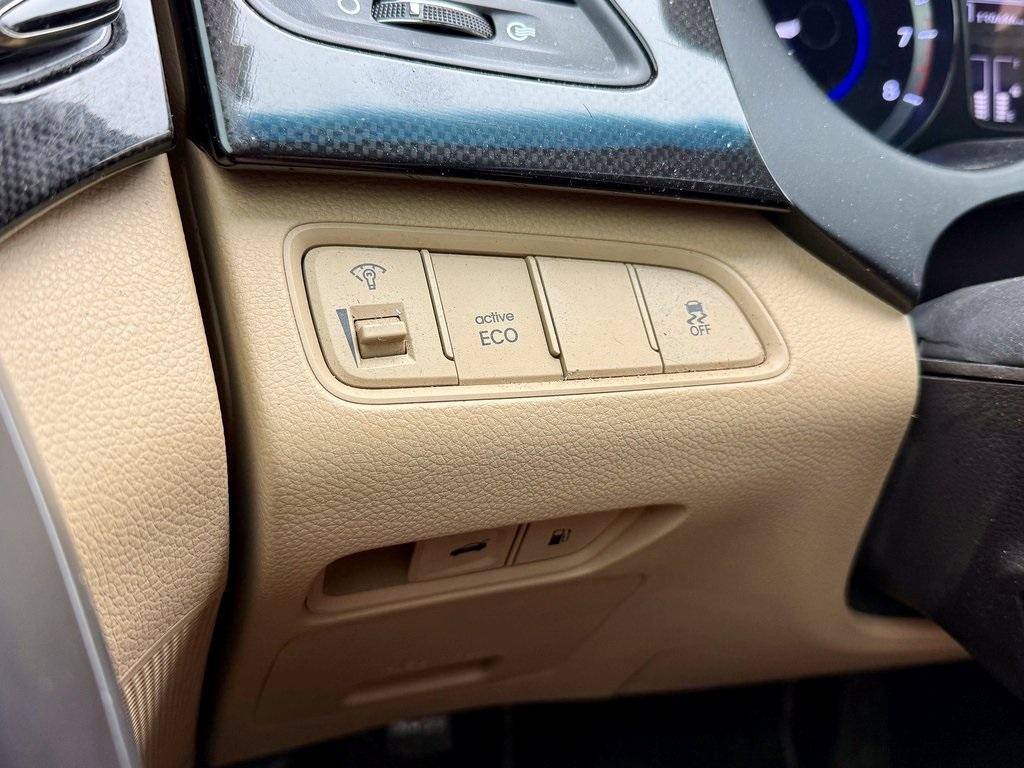 used 2013 Hyundai Azera car, priced at $8,958