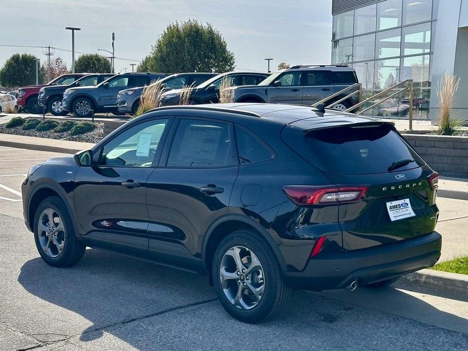 new 2025 Ford Escape car, priced at $35,298