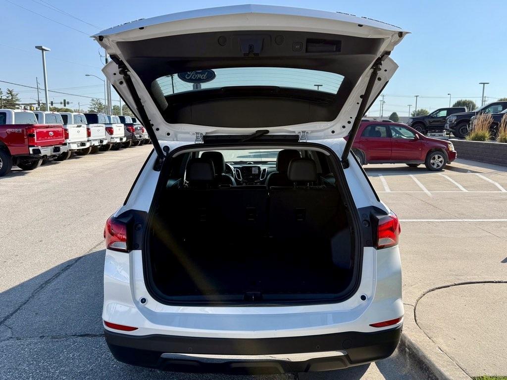 used 2024 Chevrolet Equinox car