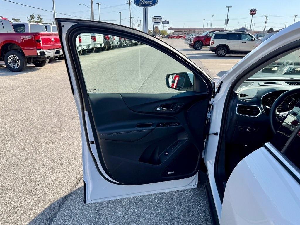 used 2024 Chevrolet Equinox car