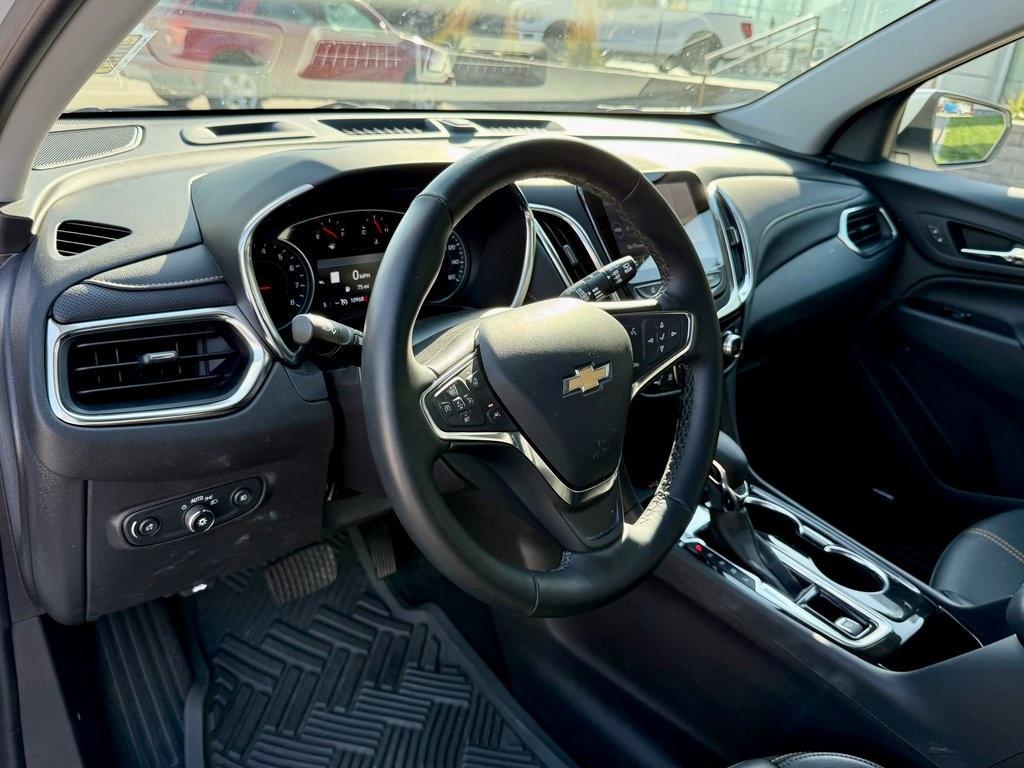 used 2024 Chevrolet Equinox car