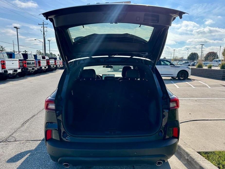 new 2025 Ford Escape car, priced at $35,337