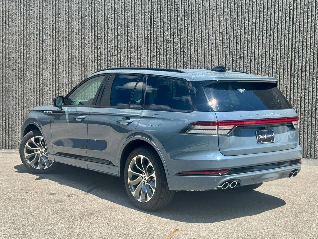 new 2025 Lincoln Aviator car, priced at $66,526