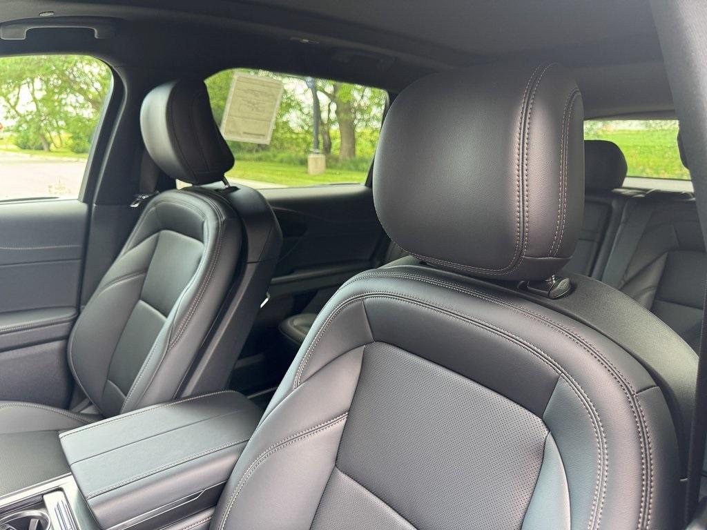 new 2025 Lincoln Nautilus car, priced at $62,998