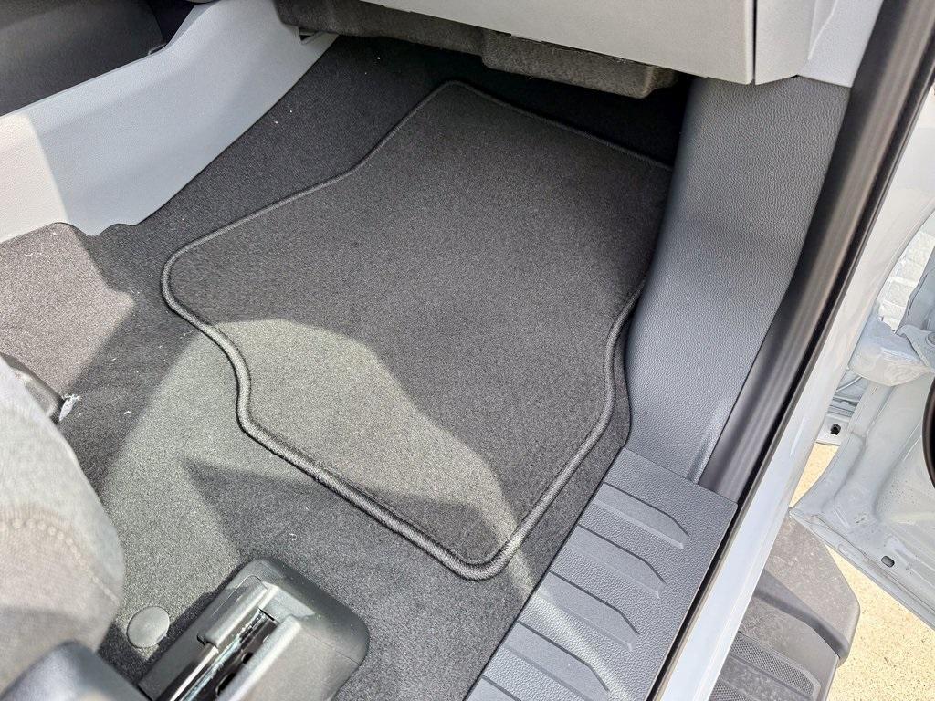 new 2025 Ford F-350 car, priced at $75,919