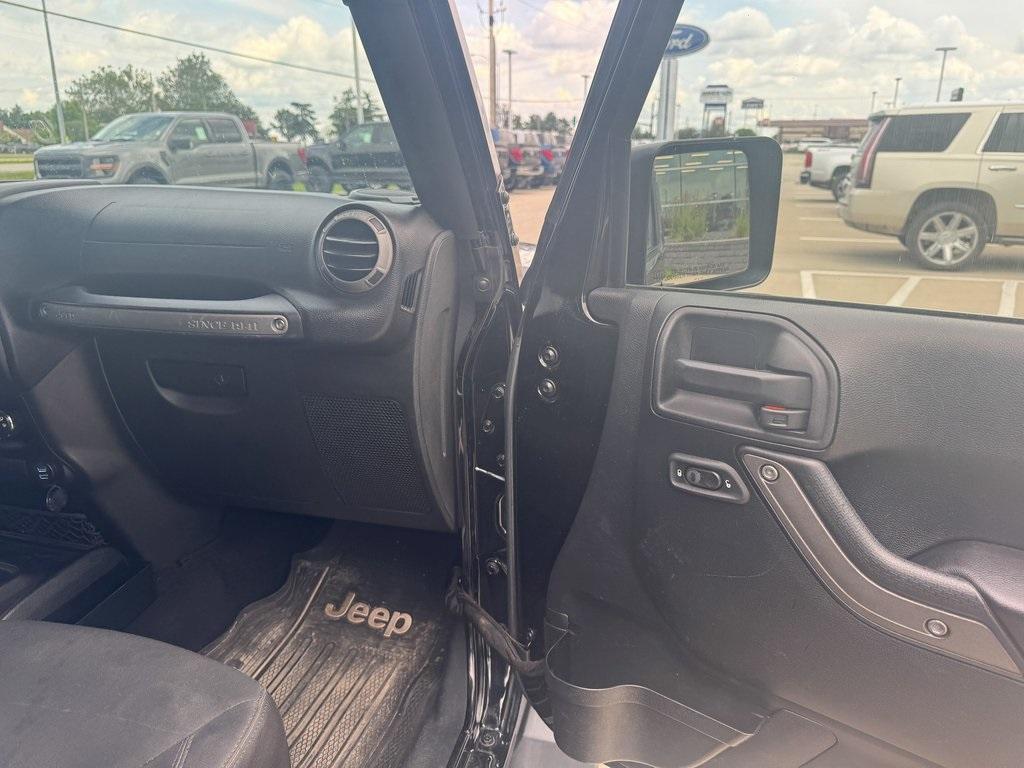 used 2016 Jeep Wrangler Unlimited car, priced at $17,968