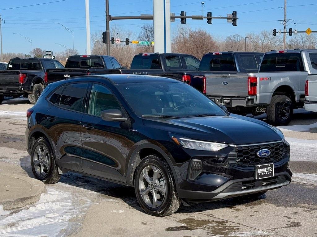 new 2025 Ford Escape car, priced at $30,498