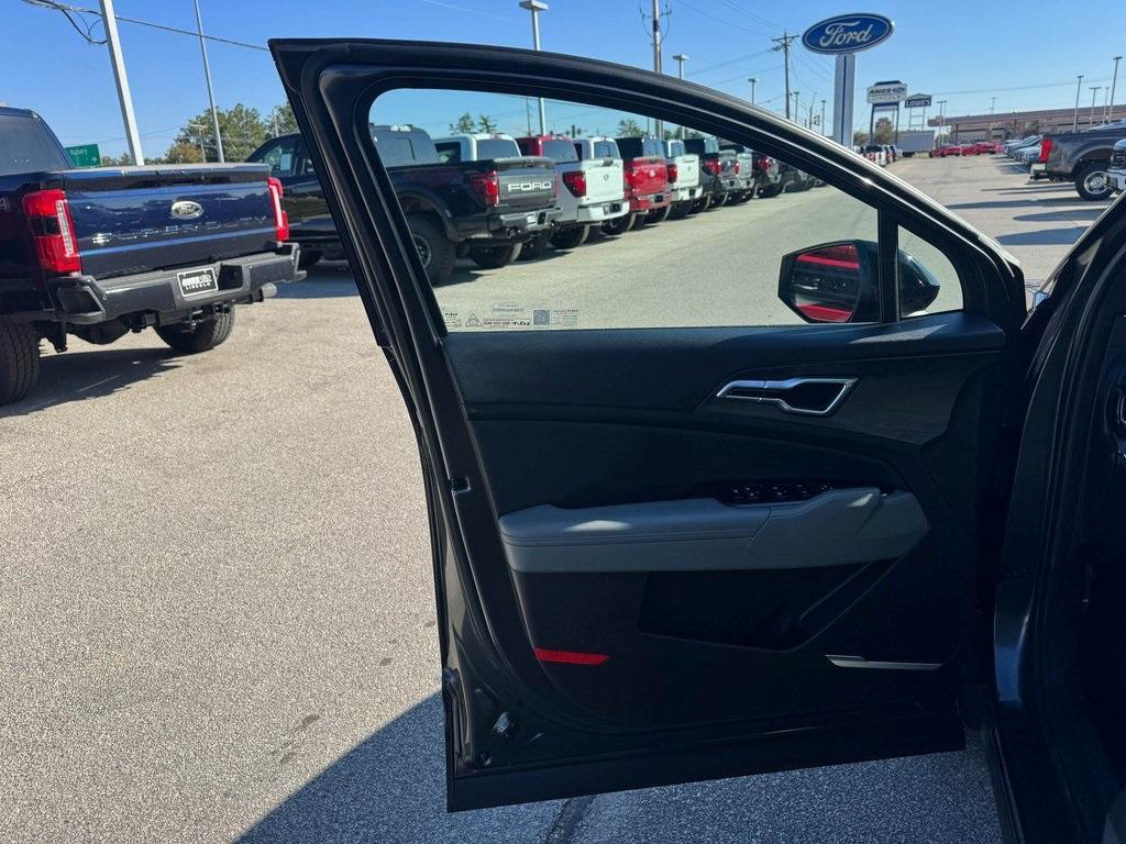 used 2023 Kia Sportage car, priced at $27,226