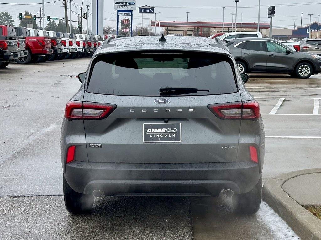 new 2025 Ford Escape car, priced at $30,998