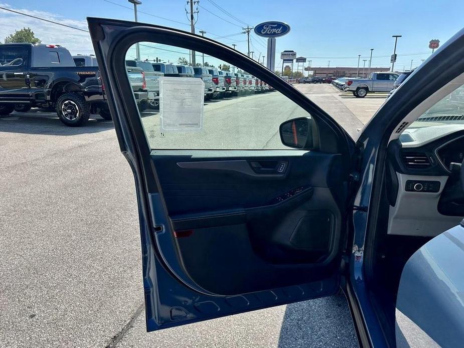 new 2024 Ford Escape car, priced at $30,464