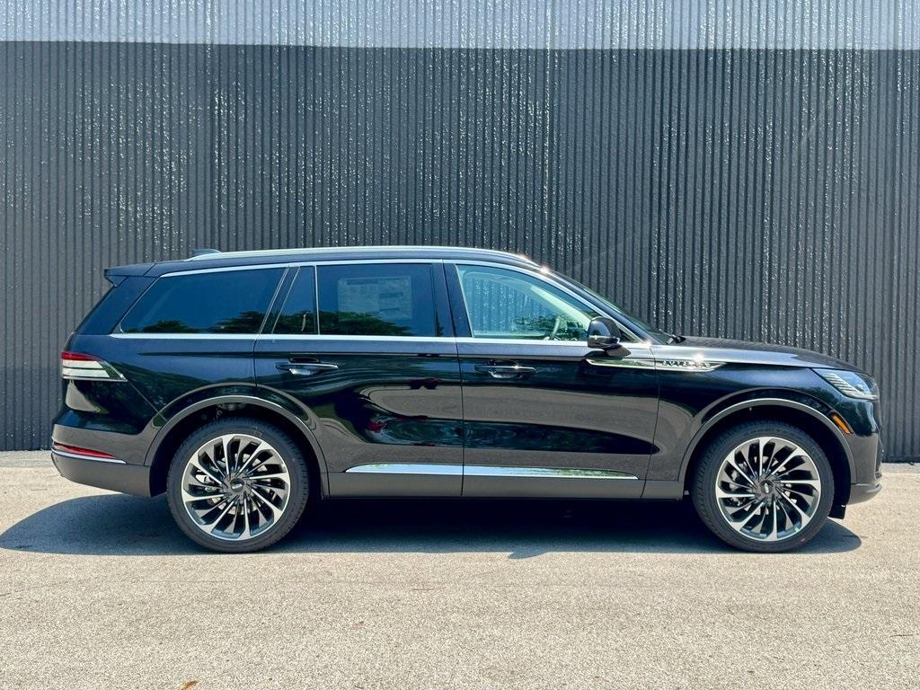 new 2025 Lincoln Aviator car, priced at $75,798