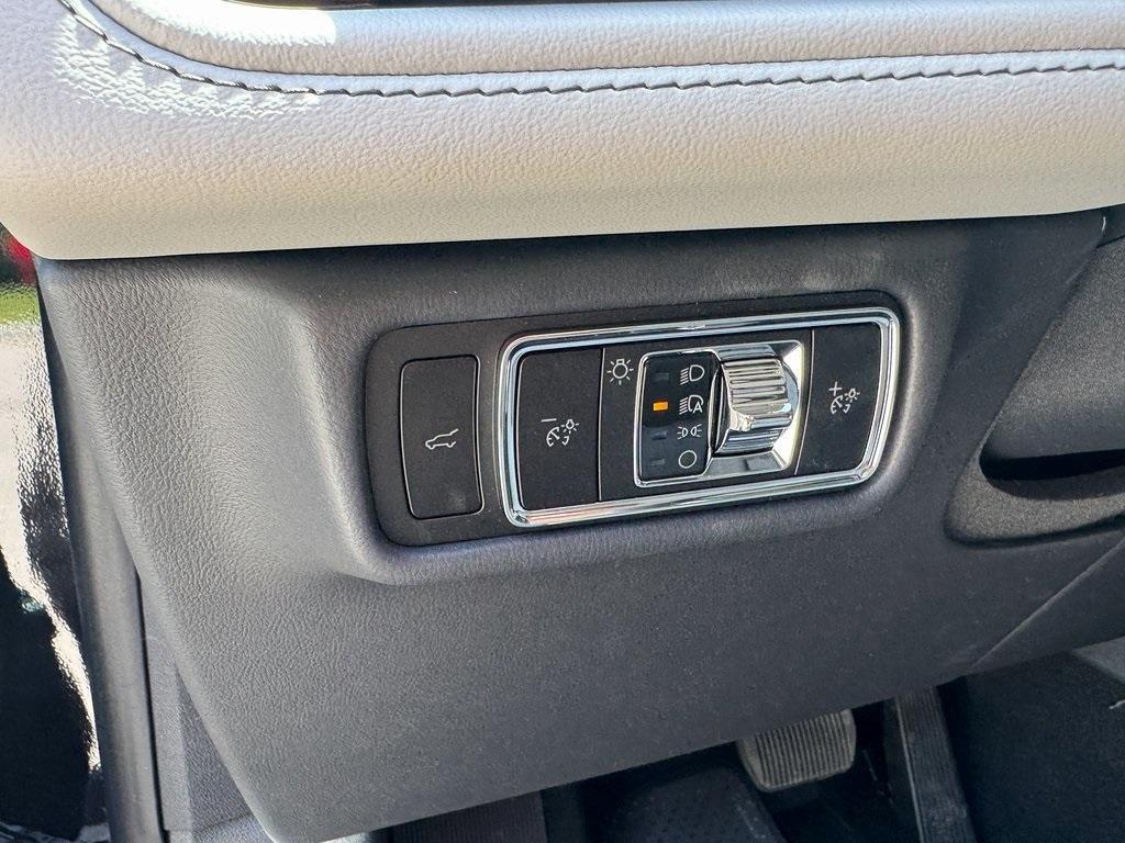 new 2025 Lincoln Aviator car, priced at $75,798