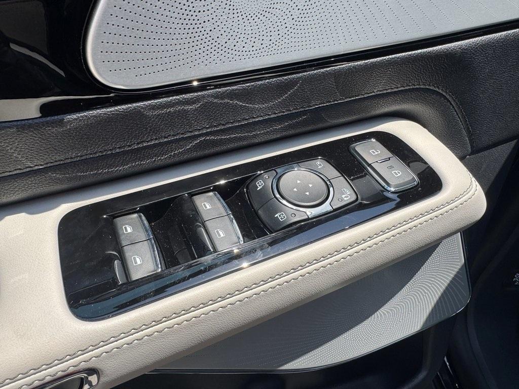 new 2025 Lincoln Aviator car, priced at $75,798